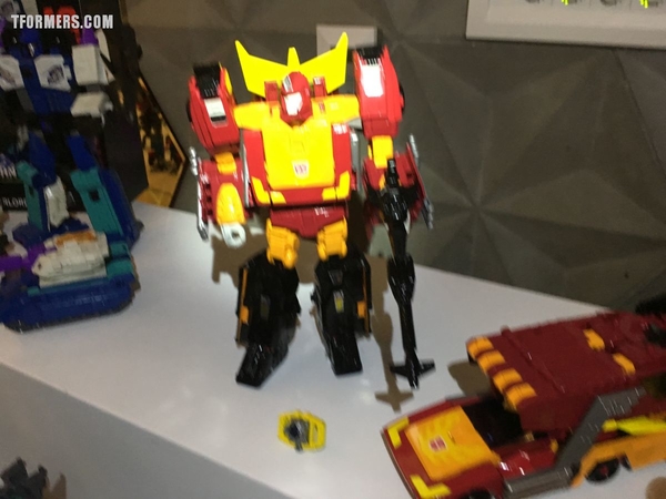 SDCC 2017   Power Of The Primes Photos From The Hasbro Breakfast Rodimus Prime Darkwing Dreadwind Jazz More  (17 of 105)